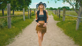 Christin Stark - Spinnst du (Official Video 2020)