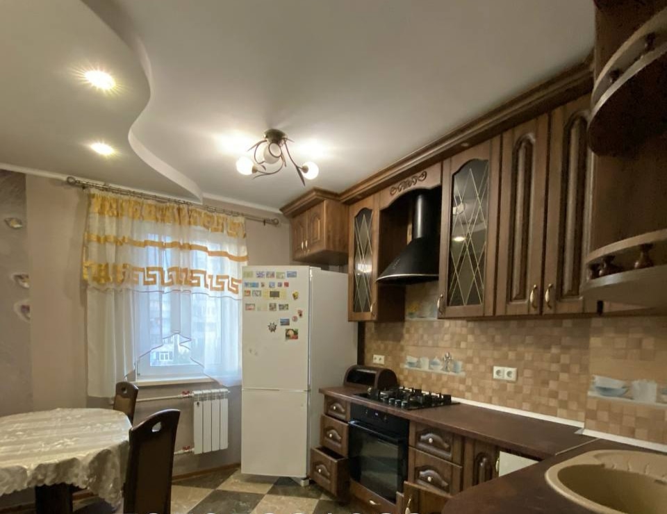 Сдам 4к квартиру, ул. Победоносная, Мирные квартала, 5/9эт. 🔹 Семейной паре, можно с детками. Без животных. 🔹В квартире выполнен современный качественный ремонт, натяжные потолки, есть все необходимое для комфортного проживания, холодильник, стиральная машинка, кондиционер, телевизор, бойлер 🔹Все рядом остано...